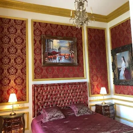 Apartamento Baroque Danube Panorama Red Budapeste